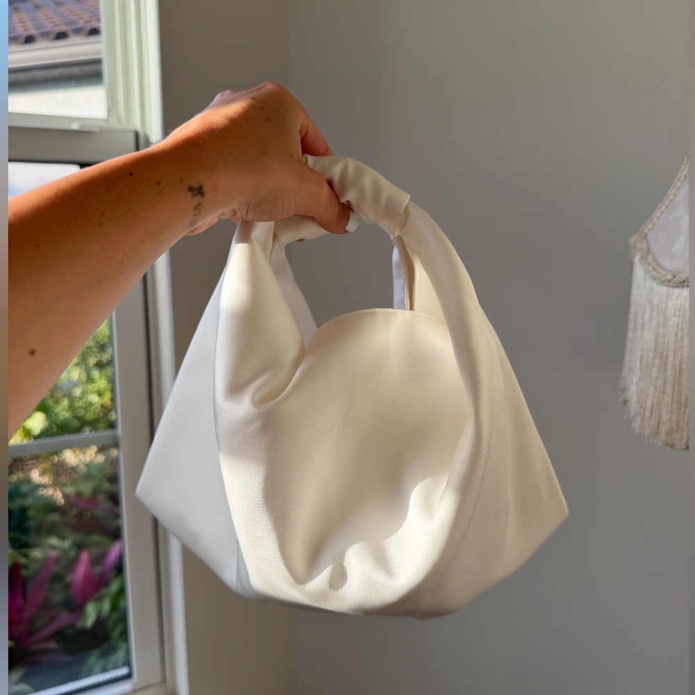 Elegant Cream Knotted-Handle Evening Bag